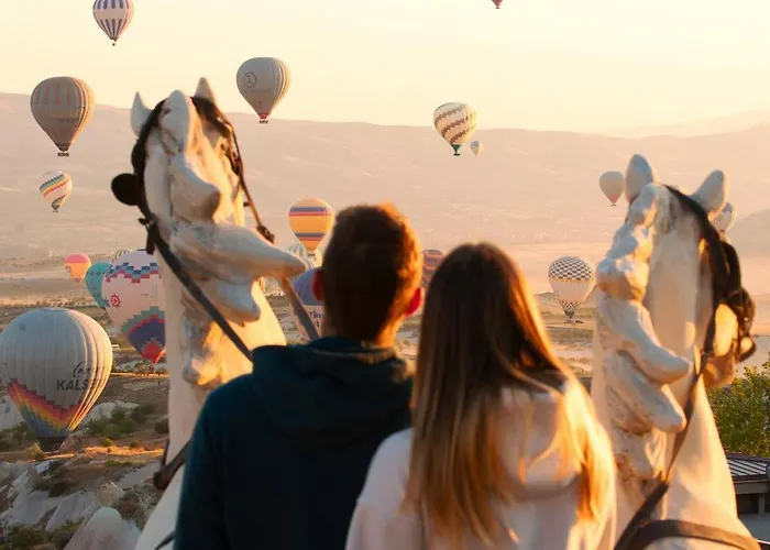 Cappadocia Fairy Chimneys Selfie Cave Hotels - Special Class Uchisar photo